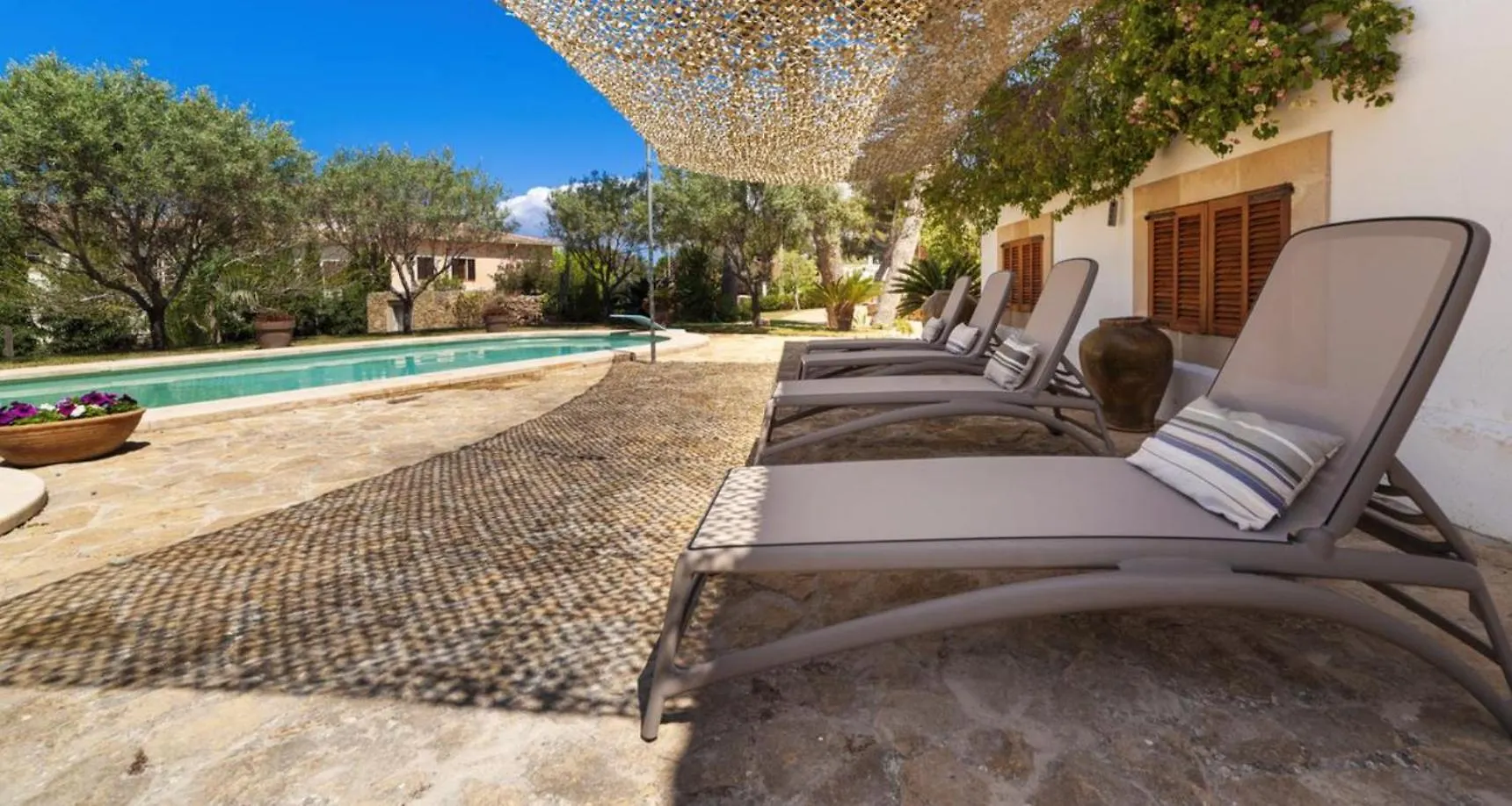 Incredibly Charming Villa By The Sea Of Son Veri El Arenal